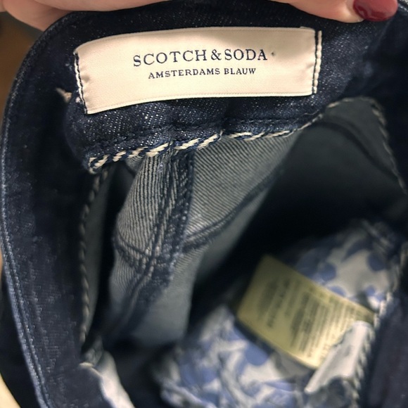 4/$20 Scotch & Soda women’s supreme slim straight stretch dark wash jeans 26x32 - Picture 7 of 13